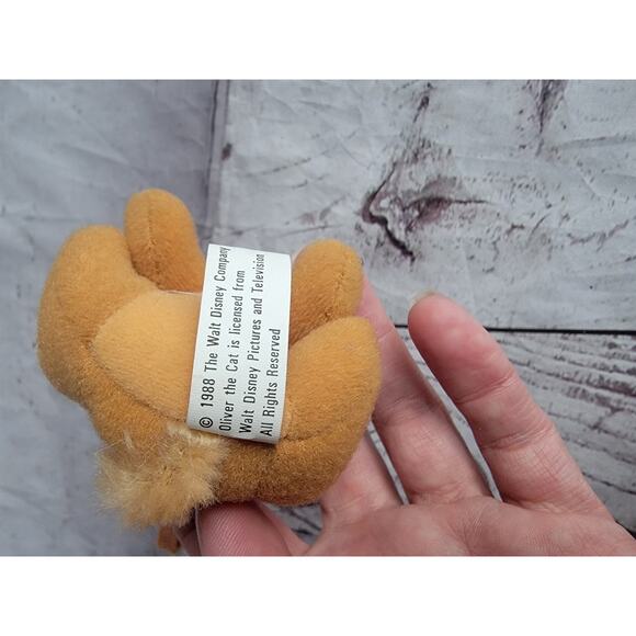 vintage McDonald's Toy Oliver The Cat Plush 3in Disney Oliver and Company - Picture 4 of 5